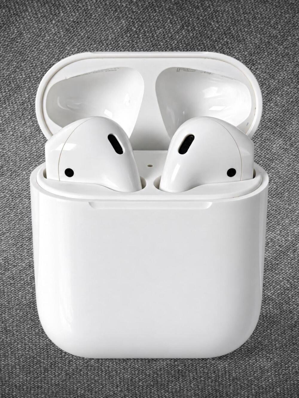 Apple AirPods 2nd Gen A2031 A2032 A1602 Charging Case